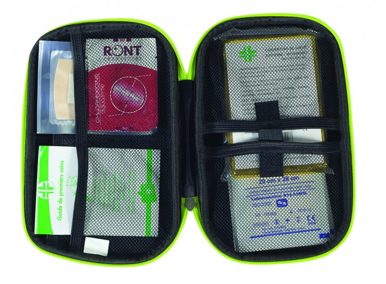 Trousse de secours véhicule 2 à 4 personnes 2